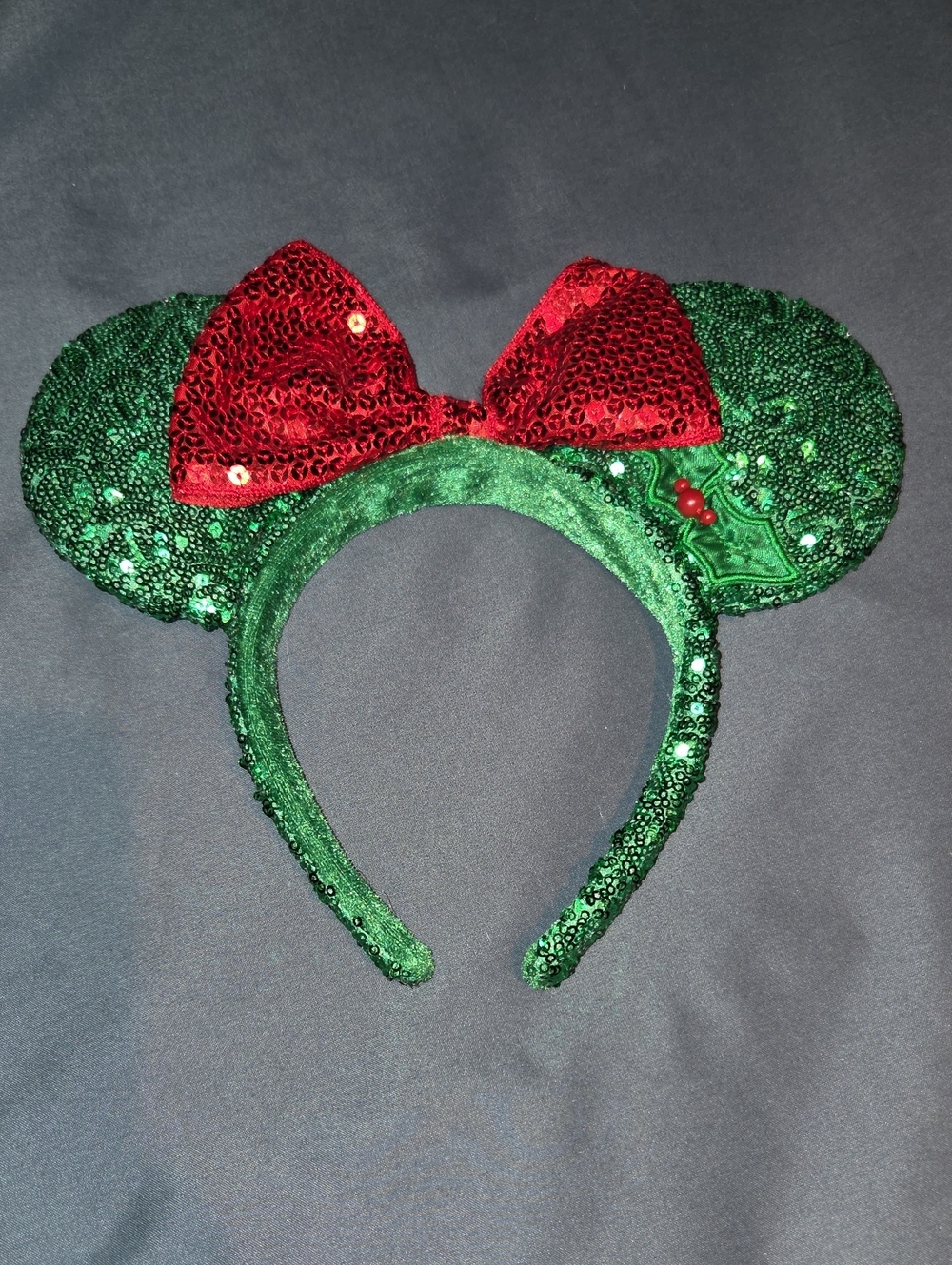 Authentic Disney Parks Sequin Green & Red Holiday Minnie Ears Headband